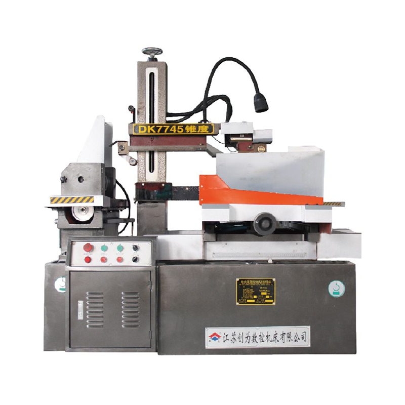 DK7745 ± XV ° AZ sustentationem-Free CNC EDM High Celeritas filum CAECIO Machina