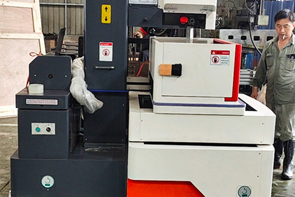 Jiangsu Chuangwei CNC Machina Tool Co., Ltd.